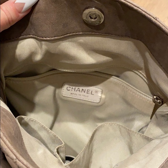 CHANEL washed lamb skin chain around hobo grey - Picture 4 of 9